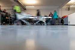 Z&uuml;gige Lebensmittelverteilung an der Essener Tafel. - &copy; Fabian Strauch/dpa