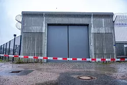 Vier M&auml;nner sind am Samstagabend im niederbayerischen Straubing aus einer geschlossenen Klinik entflohen. Laut Polizei laufen umfangreiche Fahndungsma&szlig;nahmen. - &copy; Armin Weigel/dpa