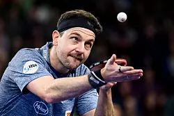 In Aktion: Tischtennis-Star Timo Boll. - © Tom Weller/dpa