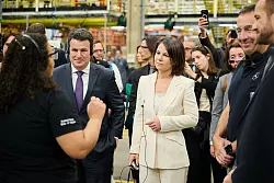 Bundesarbeitsminister Hubertus Heil (SPD) und Bundesau&szlig;enministerin Annalena Baerbock (Gr&uuml;ne) reisen heute ins brasilianische Amazonas-Gebiet. - &copy; Annette Riedl/dpa