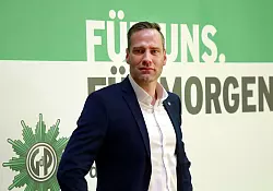 GdP-Chef Jochen Kopelke mahnt einen sorgsamen Umgang mit Silvesterfeuerwerk an. (Archivbild) - &copy; Wolfgang Kumm/dpa