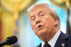 Trump wollte Cook wegen angeblichen Hypothekenbetrugs ihres Amtes entheben. - &copy; Mark Schiefelbein/AP/dpa