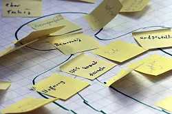 Eine akute Krise kann den Aufenthalt in einer psychiatrischen Klinik n&ouml;tig machen. Nach dem Aufenthalt sollten Patientinnen und Patienten weiter unterst&uuml;tzt werden. - &copy; Jens B&uuml;ttner/dpa/dpa-tmn