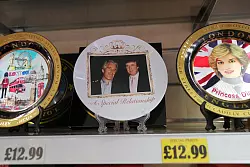 Es gibt Spekulationen um Epstein und Trump (Archivbild). - &copy; Kin Cheung/AP/dpa