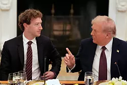 Zuckerberg dürfte sich auch Unterstützung von US-Präsident Donald Trump erhoffen. (Archivbild) - © Alex Brandon/AP/dpa
