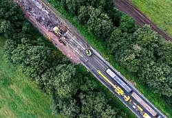 Auch 2026 wird im Schienennetz wieder viel gebaut. Unter anderem drohen f&uuml;nf Generalsanierungen, den Zugverkehr zu belasten. (Archivbild) - &copy; Jens B&uuml;ttner/dpa