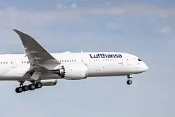 Die Boeing 787 ist Lufthansas Hoffnungsträger für das Drehkreuz Frankfurt. (Symbolbild) - © Hannes P. Albert/dpa