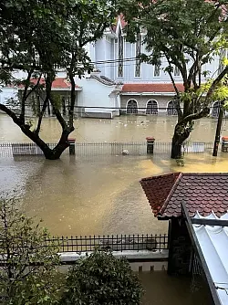 Hue ist eine alte Kaiserstadt. - © Hoang Le Y Minh/dpa