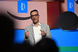 Amazon-Deutschlandchef Rocco Br&auml;uniger ist davon &uuml;berzeugt, dass sein Unternehmen auch k&uuml;nftig noch viele Stellen aufbauen wird. - &copy; Wolf von Dewitz/dpa