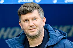 Sportchef Andreas Schicker: Bleibt er in Hoffenheim? - © Uwe Anspach/dpa