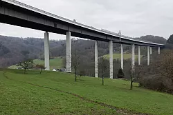 Die Wiehltalbr&uuml;cke bei Gummersbach ist das n&auml;chste Sorgenkind bei der Verkehrsinfrastruktur. - &copy; Rolf Vennenbernd/dpa