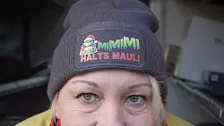 Zustellerin Kerstin Klein: &laquo;Die Arbeit hat mich echt zum Grinch gemacht.&raquo; - &copy; Manuel Genolet/dpa