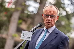 Für Kanzler Friedrich Merz war es der erste G7-Gipfel. - © Michael Kappeler/dpa POOL/dpa