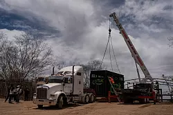 Der Umzug wird mehrere Wochen dauern. - © Felix Marquez/AP/dpa