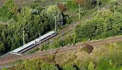 Mittlerweile l&auml;uft der Bahnverkehr zwischen Hannover und Berlin fast wieder wie gewohnt. - &copy; Julian Stratenschulte/dpa