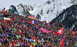 Werden auch in Zukunft die Biathlon-Stadien voll sein? (Archivbild) - © Hendrik Schmidt/dpa