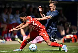 Viel Kampf, wenig Klasse: Bochum konnte sich in dieser Bundesliga-Saison nur selten durchsetzen. - © Anke Waelischmiller/dpa