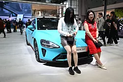 Xiaomi stand nach einem Unfall auf der Messe unter großter Beobachtung. - © Johannes Neudecker/dpa