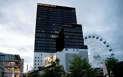 Das «Fitzroy» liegt im 14. und 15. Stock eines Hochhauses im Münchner Werksviertel. - © Leonie Asendorpf/dpa