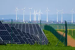 Wie geht es weiter mit dem &Ouml;kostrom-Ausbau? (Symbolbild) - &copy; Andreas Arnold/dpa