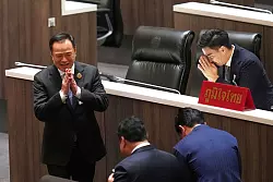 Thailand hat bereits zum dritten Mal in zwei Jahren eine neue Regierung. - © Sakchai Lalit/AP/dpa