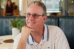 Ohad Ben Ami, der am 7. Oktober 2023 entführt und nach Gaza gebracht wurde. (Archivbild) - © Uncredited/Hostage\\\'s Family Forum/AP/dpa