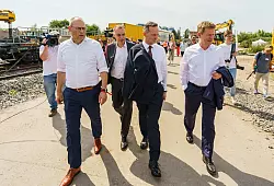 Auftakt f&uuml;r die Arbeiten auf der Bahnstrecke Frankfurt-Mannheim - &copy; Andreas Arnold/dpa