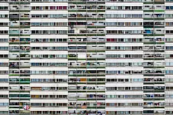 Betonfassaden stauen die Hitze. - © Christoph Reichwein/dpa