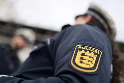 Die Polizei hat im Großraum Reutlingen fünf Tote gefunden. (Symbolbild) - © Marijan Murat/dpa