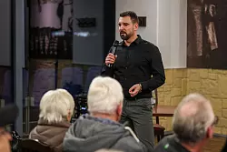 Der Anwalt sammelt Mandanten, die sich Massenklagen anschlie&szlig;en wollen. - &copy; Christoph Reichwein/dpa