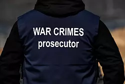 Die britische Regierung will die Untersuchung von Kriegsverbrechen mit einer Millionensumme unterstützen. (Archivbild) - © Carol Guzy/Zuma Press/dpa