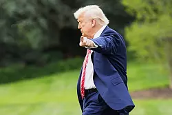 Nutzt Trump die immer neuen Ankündigungen vor allem, um Druck zu erzeugen? - © Jacquelyn Martin/AP/dpa