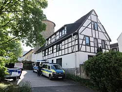 Durchsucht wurde unter anderem in Gera. - © Bodo Schackow/dpa