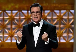 &laquo;Wir sind alle Jimmy Kimmel&raquo;, sagt Stephen Colbert (Archivbild). - &copy; Chris Pizzello/AP/dpa