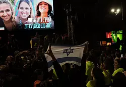 Die Freilassung wurde möglich, weil eine Waffenruhe in Kraft trat. - © Oded Balilty/AP/dpa