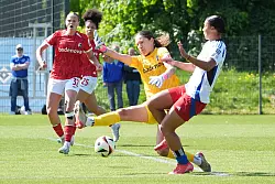 Die HSV-Frauen schaffen wie die Männer den Aufstieg in die Bundesliga. - © Marcus Brandt/dpa
