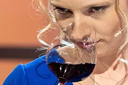 Weink&ouml;nigin Anna Zenz wird zahlreiche Termine auch im Ausland wahrnehmen. - &copy; Hannes P. Albert/dpa