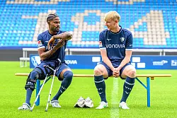 Colin Kleine-Bekel (re.) war beim VfL Bochum bislang au&szlig;en vor. - &copy; David Inderlied/dpa