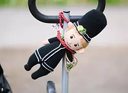 Hierzulande sollen Schornsteinfeger Gl&uuml;ck bringen. In Irland gilt an Silvester ein Gast als Gl&uuml;cksbringer (Archivbild). - &copy; Annette Riedl/dpa