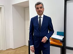 In &Ouml;sterreich sieht der oberste Anwalt der Republik, Wolfgang Peschorn, Parallelen zwischen dem Zusammenbruch des Signa-Imperiums und dem des deutschen Zahlungsdienstleisters Wirecard. - &copy; Matthias R&ouml;der/dpa