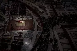 Zuletzt war der emeritierte Papst Benedikt XVI. im Januar 2023 im Petersdom öffentlich aufgebahrt. (Archivbild) - © Michael Kappeler/dpa