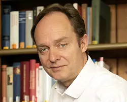 Der in London lebende und arbeitende Historiker Frank Trentmann sieht die K&ouml;lner Slvesternacht nicht als das Ende der deutschen Willkommenskultur. (Archivbild) - &copy; Jon Wilson/privat/dpa