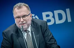 - © Michael Kappeler/dpa