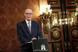 Davos, Br&uuml;ssel, Rom - und nun Hamburg: Kanzler Merz ist der Gastgeber des Nordsee-Gipfels. - &copy; Christian Charisius/dpa