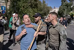 Israelische Medien berichteten von Polizeigewalt bei Protestkundgebungen in Israel. - © Ilia Yefimovich/dpa