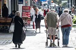 Muslimisches Leben im &ouml;ffentlichen Raum. (Archivfoto) - &copy; Fabian Sommer/dpa