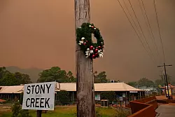 Anwohner mehrere Ortschaften wurden aufgefordert, ihre H&auml;user zu verlassen. - &copy; James Ross/AAP/dpa