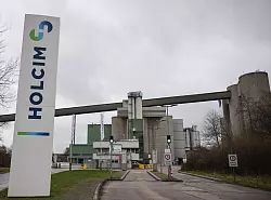 Holcim hat Berufung gegen das Urteil von Zug angek&uuml;ndigt (Archivbild) - &copy; Christian Charisius/dpa