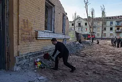 Laut einem Bericht der «New York Times» könnte sich ein Kompromiss andeuten. - © Evgeniy Maloletka/AP/dpa