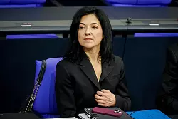 Wirtschaftsministerin Reiche: «Die Entlastungen müssen über die Netzbetreiber an die Kunden weitergegeben werden.» (Archivbild) - © Kay Nietfeld/dpa